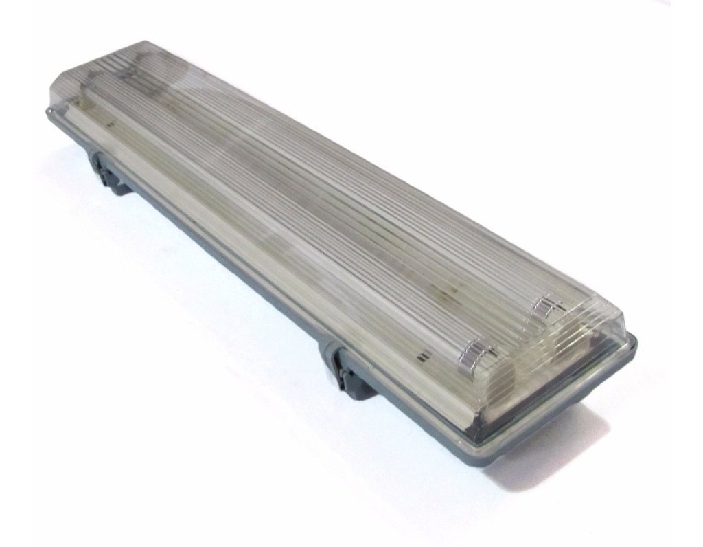 Luminaria Antipolvo Hammer Electronic 120Cm Led Cableada IP44