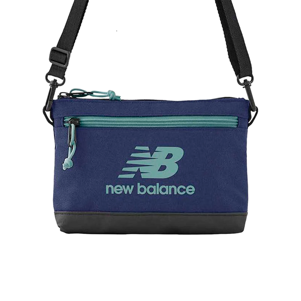 [LAB23002-NGO] Bolso New Balance Athletics Sling (AZUL MARINO)