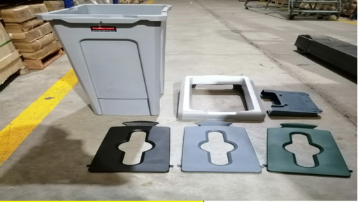 [2100209] Estación de Reciclaje Slim Jim Rubbermaid Tapa abierta verde habladores negro-gris-verde